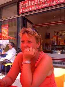 Profilbild von Ramona Lawrenz