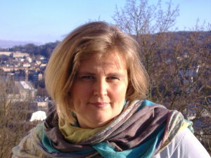 Profilbild von Regina Lünenschloß