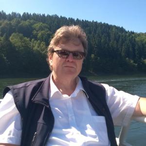 Profilbild von Reinhard Hellmann