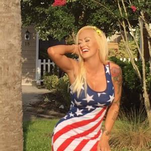 Profilbild von Rianna Conner