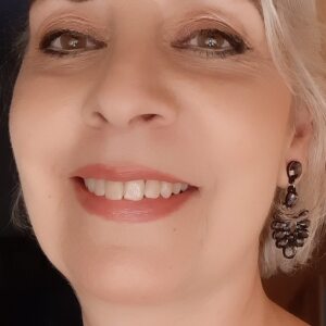 Profilbild von Roksana Haery