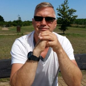 Profilbild von Rüdiger Hena