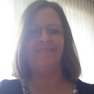 Profilbild von Ruth Neufeld