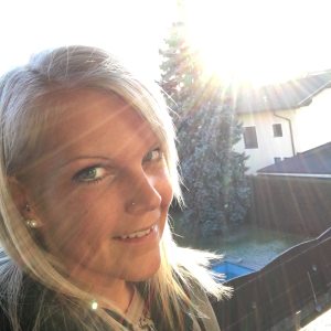 Social Media Profilbild Sandra Hell 