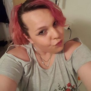 Profilbild von Sarah Pierce