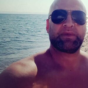 Profilbild von Sefi Latif