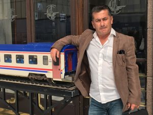 Profilbild von Serhat Uyug