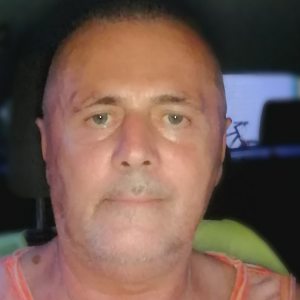 Social Media Profilbild Stefan Constantin 