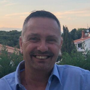 Profilbild von Stefan Karthan