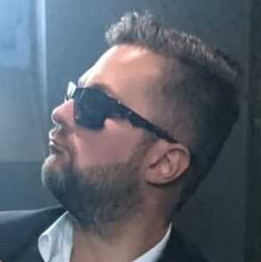 Profilbild von Stefan Neuhofer