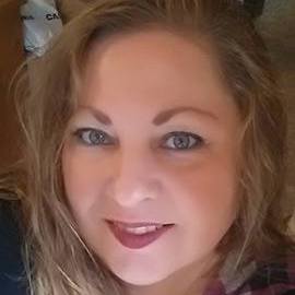 Profilbild von Stella Bessiri