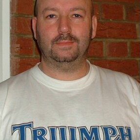 Profilbild von Tim Davies