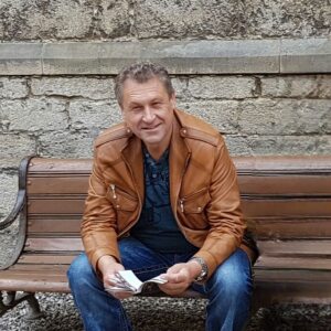 Profilbild von Torsten Kinast