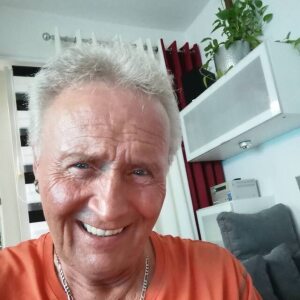 Profilbild von Wolf-Rüdiger Girard