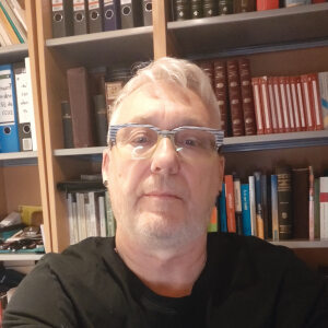 Profilbild von Wolfgang Helming