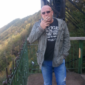 Profilbild von Wolfgang Hennrich
