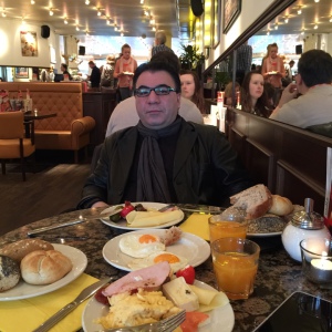 Profilbild von Yüksel Bicer